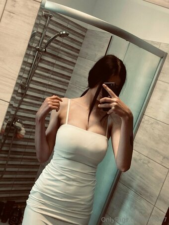 sim0o7 Nude Leaks Photo 2