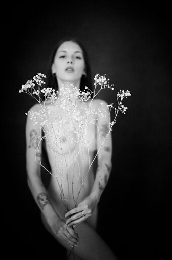 Similunea Nude Leaks Photo 7