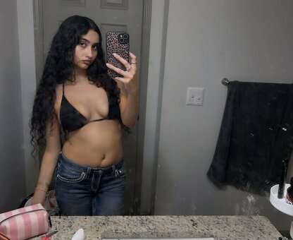 simmarss Nude Leaks Photo 2
