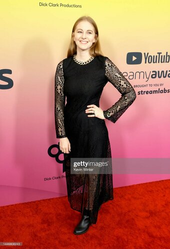 Simone Giertz / simonegiertz Nude Leaks Photo 4