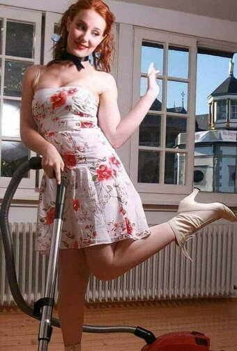 Simone Simons / simonesimons Nude Leaks Photo 3