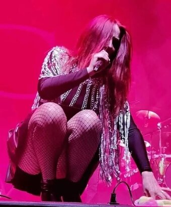 Simone Simons / simonesimons Nude Leaks Photo 7