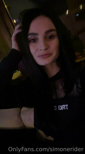 simonerider Nude Leaks Photo 9