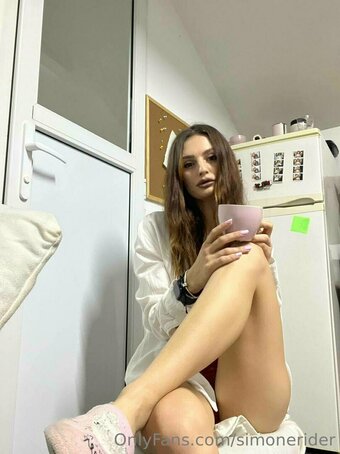 simonerider Nude Leaks Photo 10