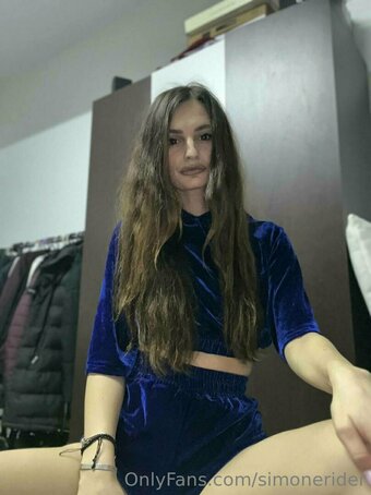 simonerider Nude Leaks Photo 11