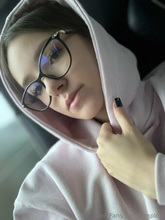 simplelil Nude Leaks Photo 1