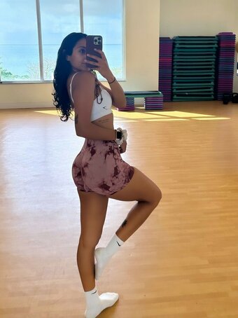 Simranrij Nude Leaks Photo 12