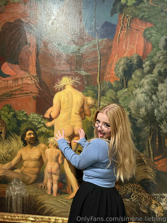 simunka.show Nude Leaks Photo 12