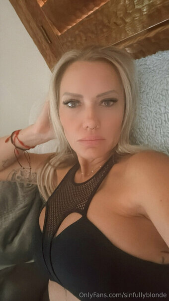 sinfullyblonde Nude Leaks Photo 5