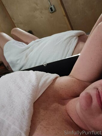 sinfullypurrfuct Nude Leaks Photo 23