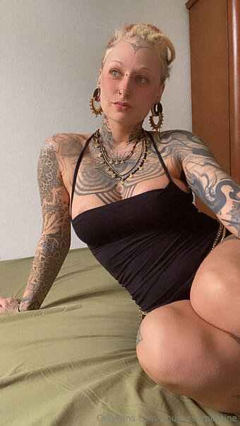 sinuousserpentine Nude Leaks Photo 3