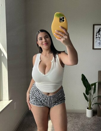 Sipsofmilk Nude Leaks Photo 2