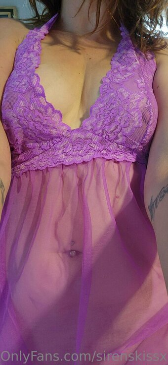 sirenskissxx sirenskissxx