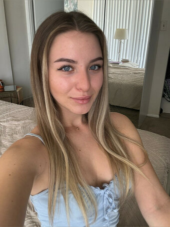 Sissy Moore / lilibloom69 / moosissy3 Nude Leaks OnlyFans Photo 10