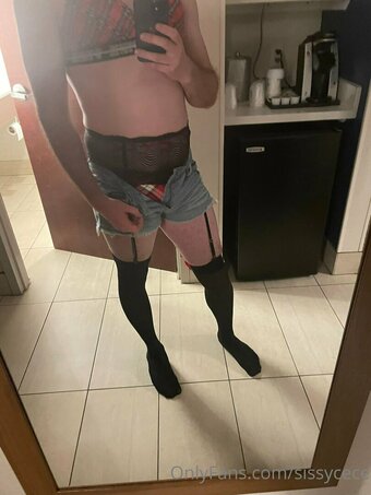 sissycece Nude Leaks Photo 8