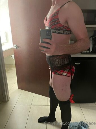 sissycece Nude Leaks Photo 14