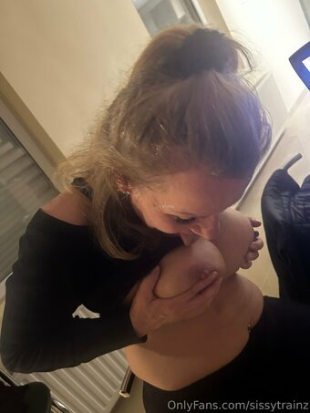 sissytrainz Nude Leaks Photo 10