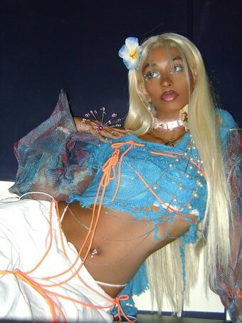 skyicidal / favicon.ico / https: / skylarcaeles Nude Leaks Photo 2