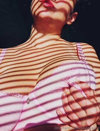 skyjayems Nude Leaks Photo 13