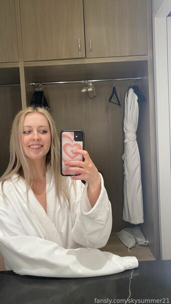 skysummer21 Nude Leaks Photo 27