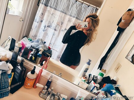 skyyleee Nude Leaks Photo 23