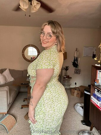 sleepysofiavip Nude Leaks Photo 12