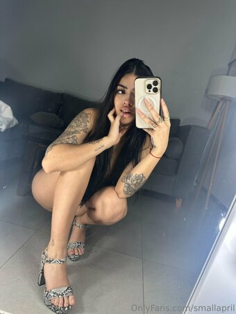 smallapril Nude Leaks Photo 25
