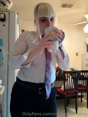 smallqueenalice Nude Leaks Photo 9