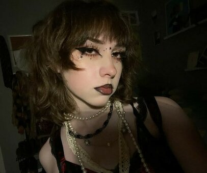 smallwoundedfawn / small.wounded.fawn Nude Leaks Photo 1