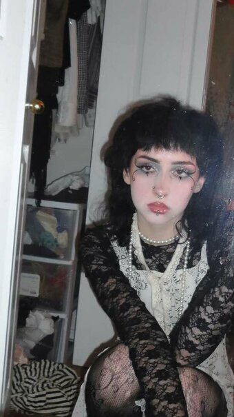 smallwoundedfawn / small.wounded.fawn Nude Leaks Photo 5