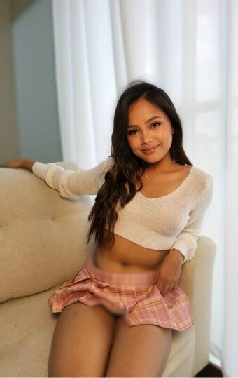 Snow Basa / https: Nude Leaks Photo 1