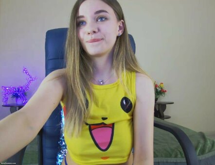 SoffBliss / almary_kim / KittyImpressive SoffBliss / almary_kim / KittyImpressive