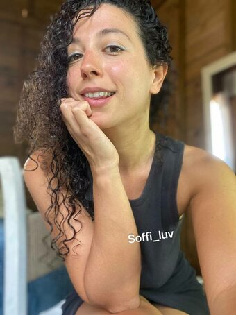 Soffia Luv / https: / soffi_curlyluv / soffi_luv Nude Leaks OnlyFans Photo 22