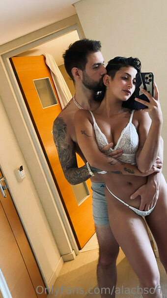 Sofia Alach / jefecitaa08 / lajefaok / lajefaok_ Nude Leaks OnlyFans Photo 26