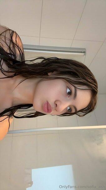 sofia_ash Nude Leaks Photo 2