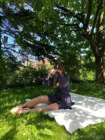 sofia_ash Nude Leaks Photo 13