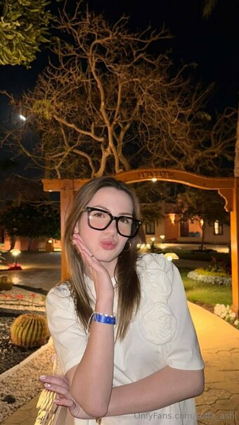 sofia_ash Nude Leaks Photo 18