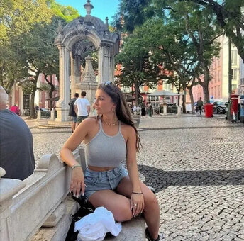 Sofia Beverly Nude Leaks Photo 21