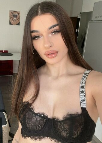 Sofia Crisafulli / Sofiacrisafulli / sofiacrisafullii Nude Leaks OnlyFans Photo 22