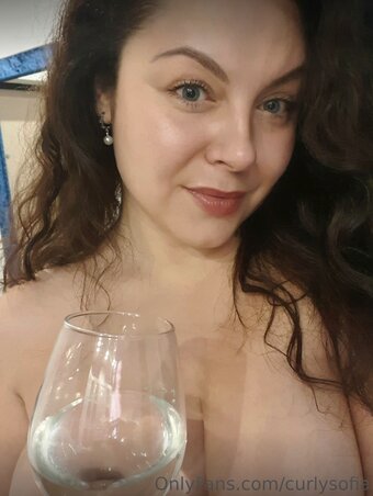 Sofia Curly / curlysofia / sofia.ezg Nude Leaks OnlyFans Photo 10