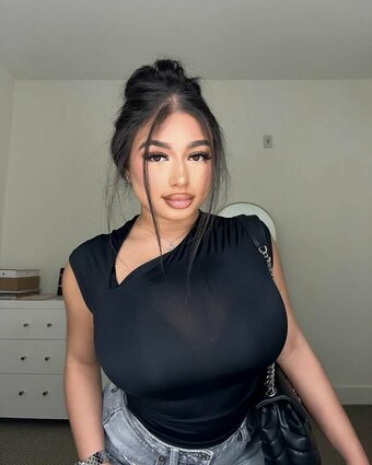 sofia.deroian / sofiaderoian Nude Leaks Photo 5