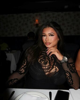 sofia.deroian / sofiaderoian Nude Leaks Photo 15