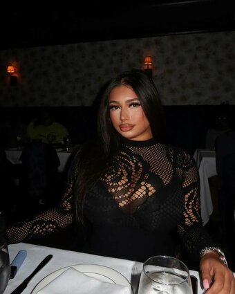 sofia.deroian / sofiaderoian Nude Leaks Photo 16