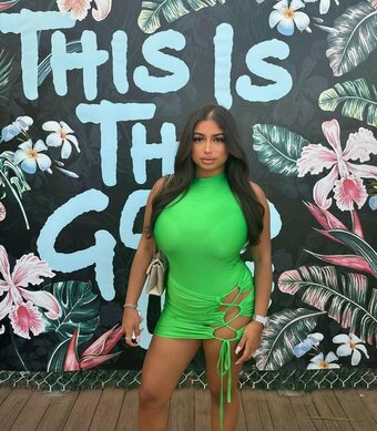 sofia.deroian / sofiaderoian Nude Leaks Photo 20