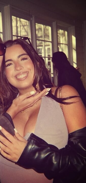 Sofia Esteban / sofiaestebannn Nude Leaks Photo 21