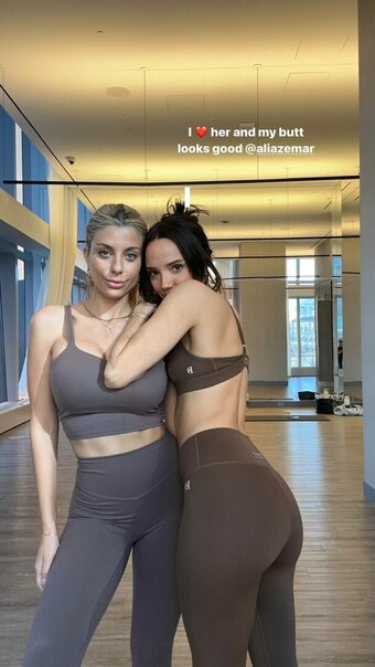 Sofia Franklyn / Sandra Martinellie / Sofia with an F / franklinsofia / sofiafranklyn Nude Leaks OnlyFans Photo 24