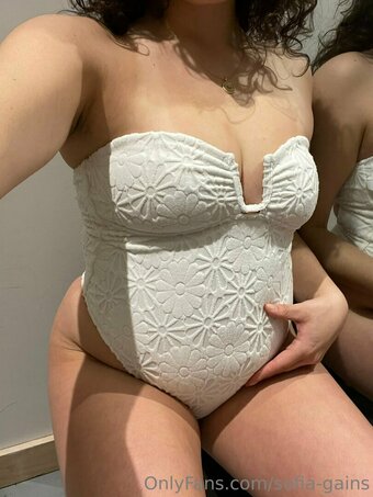 sofia-gains Nude Leaks Photo 27