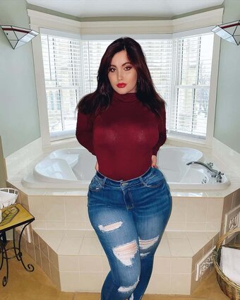 Sofia MacBeth / sofia.macbeth / u253466709 Nude Leaks OnlyFans Photo 8