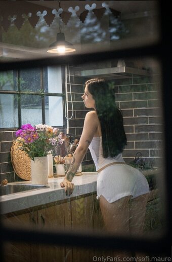 Sofia Maure / https: / sofi.maure / sofimaure07 Nude Leaks OnlyFans Photo 2