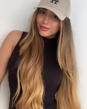 Sofia Ocampo / Prettyblondie19 / blondelolitaa / blondie19fans / sofia_ocampo97 Nude Leaks OnlyFans Photo 17